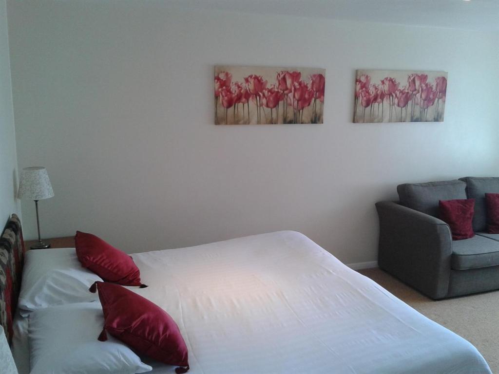 The Cliff Hall Shanklin Room photo